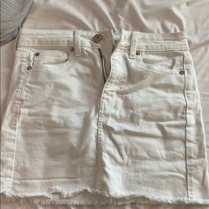 American Eagle white jean skirt